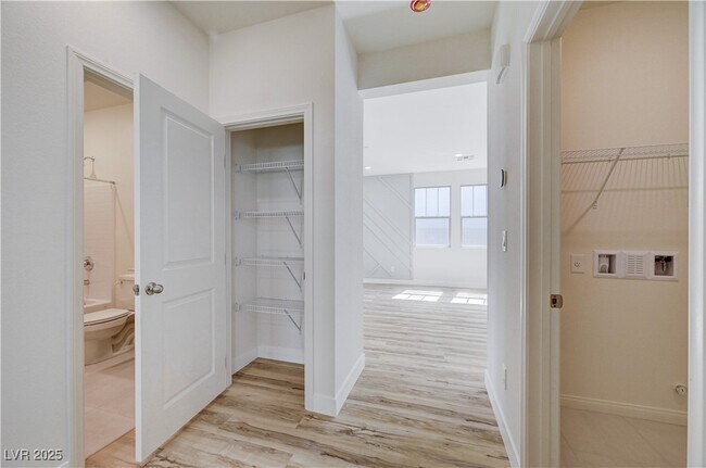 Building Photo - 12470 Madison Pk Pl