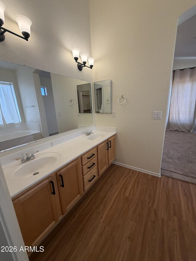 Building Photo - 7464 E Odessa Cir