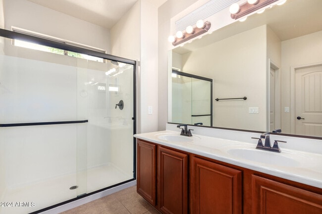 Building Photo - 3464 S Bluejay Dr