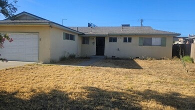 Building Photo - 956 W Antonio Dr