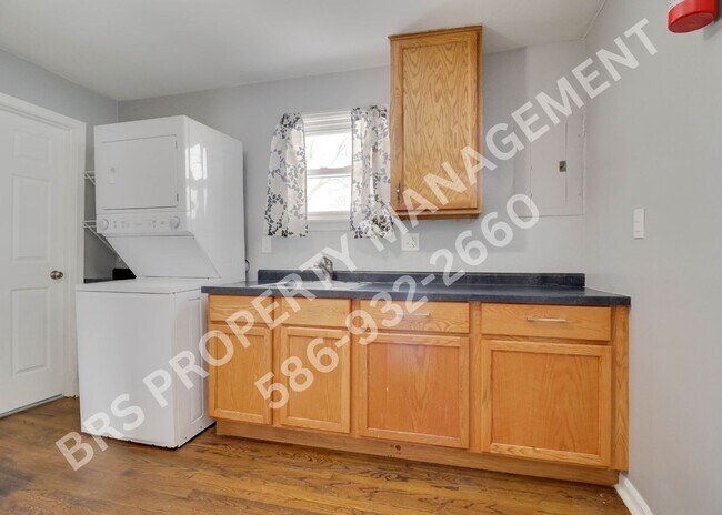 Building Photo - Welcome Home!