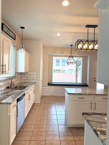 Building Photo - 3111 Hudson Dr