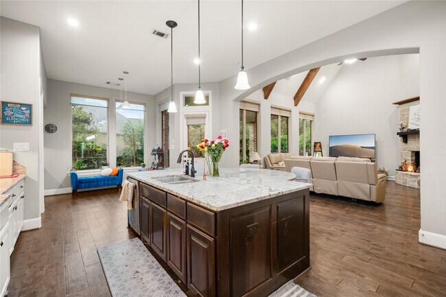 Building Photo - 20606 Newstone Dr