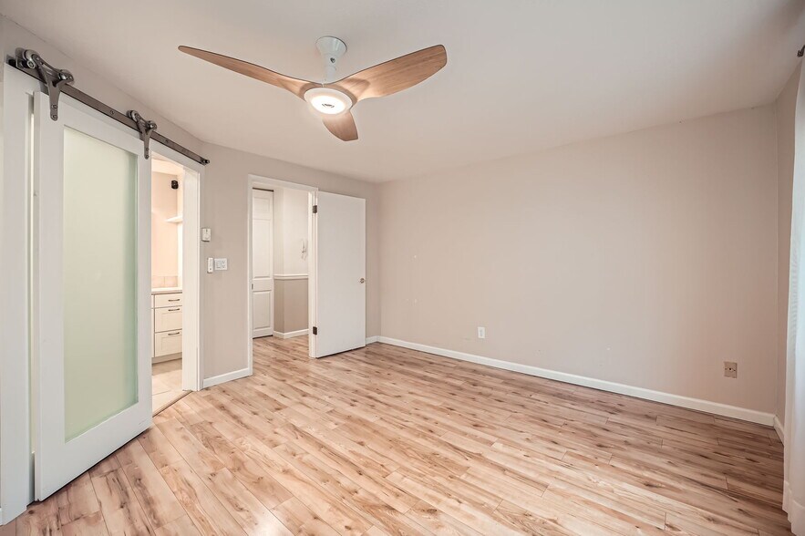 Master Bedroom - 2940 76th Ave SE