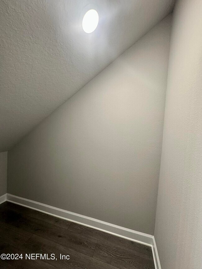 Building Photo - 29 Cedar Elm Wy