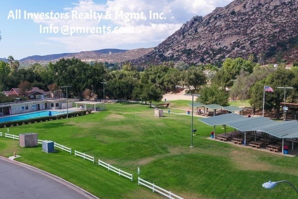 Building Photo - 15715 Zeigler Ct