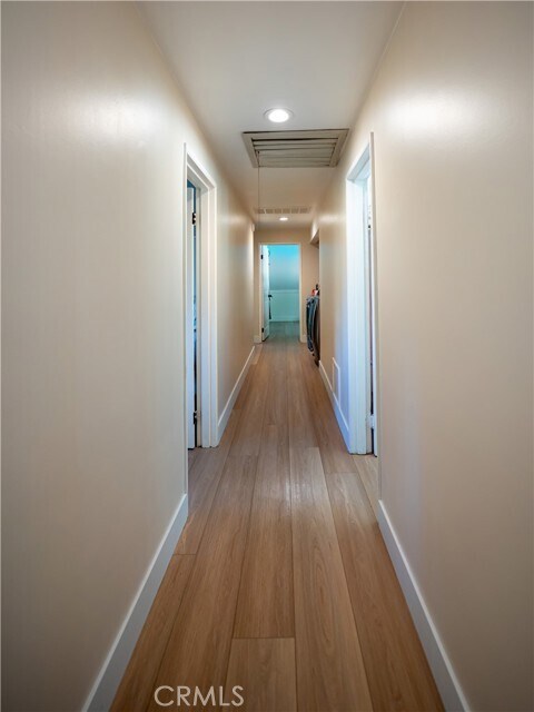Building Photo - 12 Martingale Dr