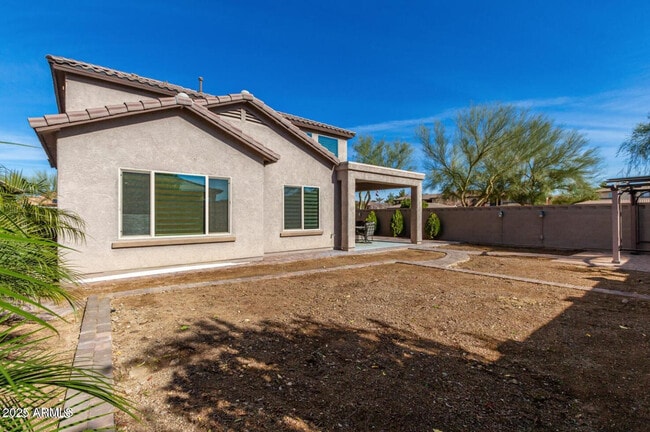 Building Photo - 10763 W Cottontail Ln