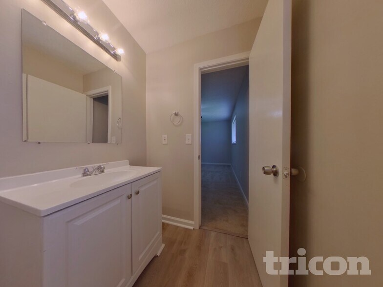 Building Photo - 459 Sweet Water Trail SE