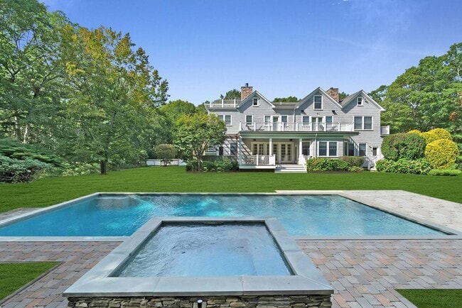 Building Photo - 118 Water Mill Towd Rd