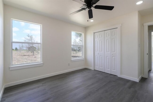 Building Photo - 1087 Schubert Ln