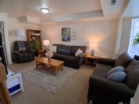 Building Photo - 565 N 300 E