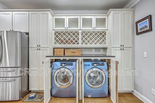 Building Photo - 100 Jordan Ct