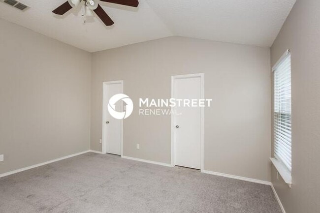 Building Photo - 3 Bedroom Pet-Friendly Home in Fort Worth,...