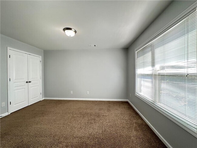 Building Photo - 1129 Ida Woods Ln SE