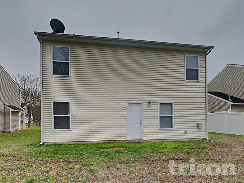 Building Photo - 1810 Long Paw Ln