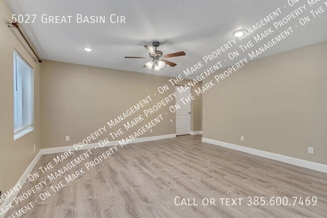 Building Photo - 5027 Great Basin Cir