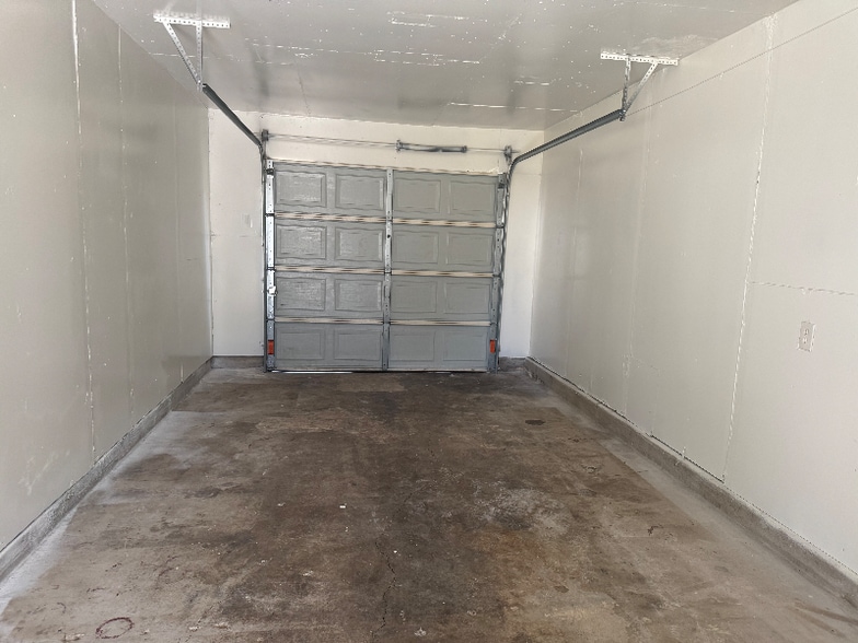 Building Photo - 3521 Byrd Dr