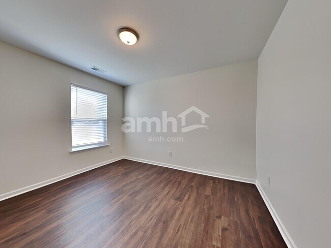 Building Photo - 509 Wayton Cir