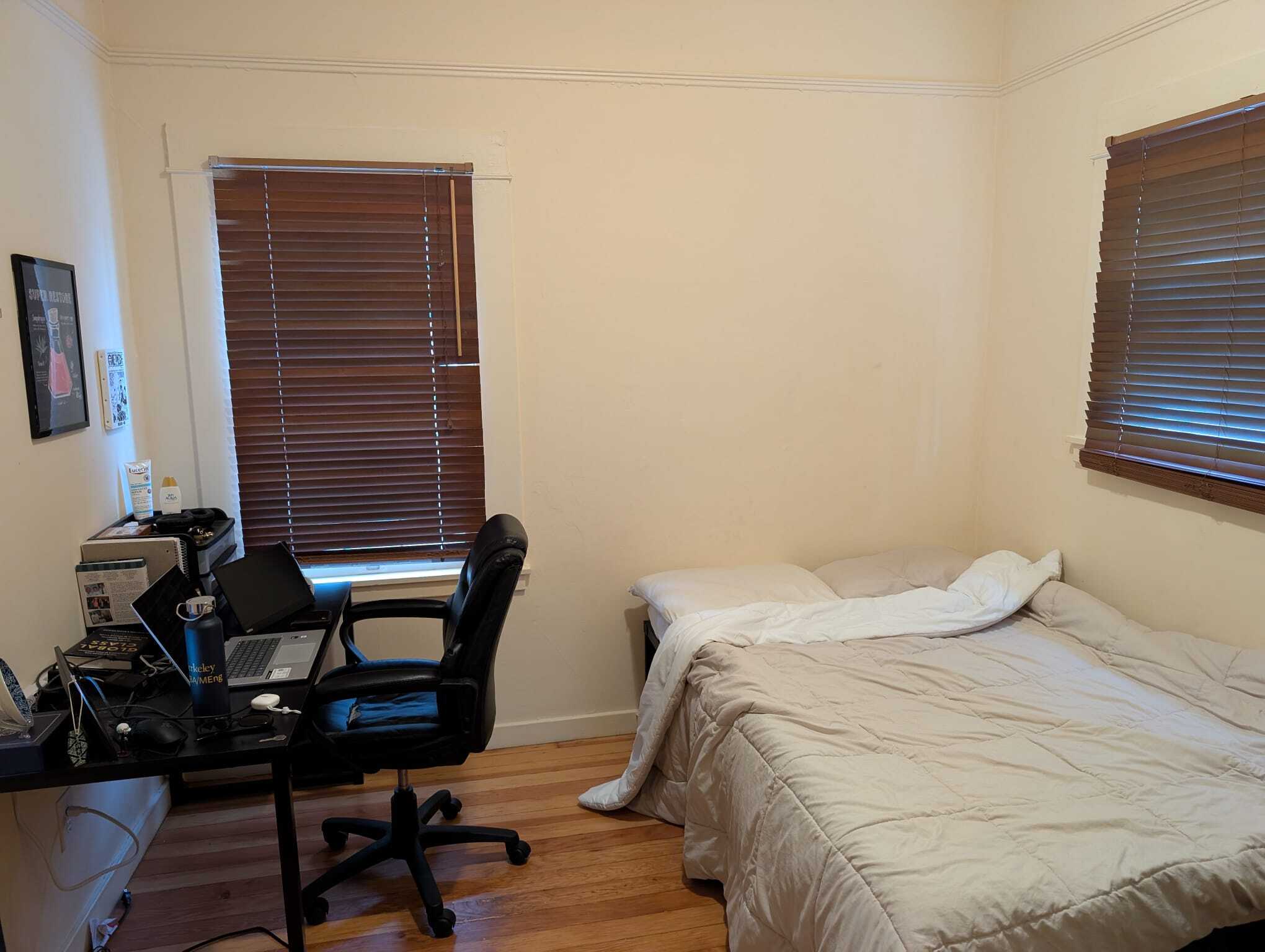 Bedroom two - 28175 2817.5 Telegraph Ave