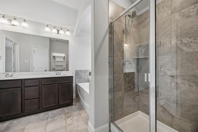 Building Photo - 1401 Black Oak Dr