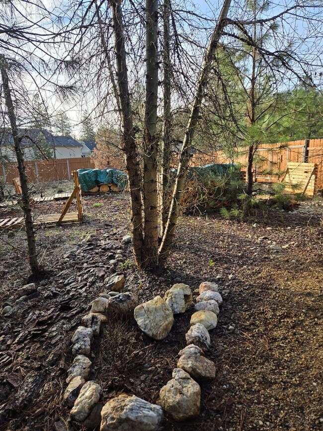 Building Photo - Mountain Retreat – 3 Bed 2.5 Bath Home on ...