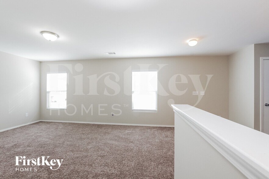 Building Photo - 9835 Rocky Ford Club Rd