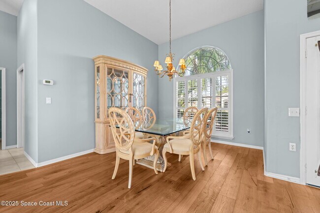 Building Photo - 908 Fostoria Dr