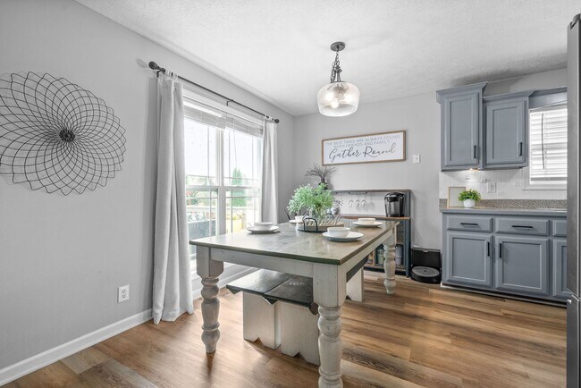 Building Photo - Gorgeous 3 Bedroom 2.5 Bath Home For Rent!!!