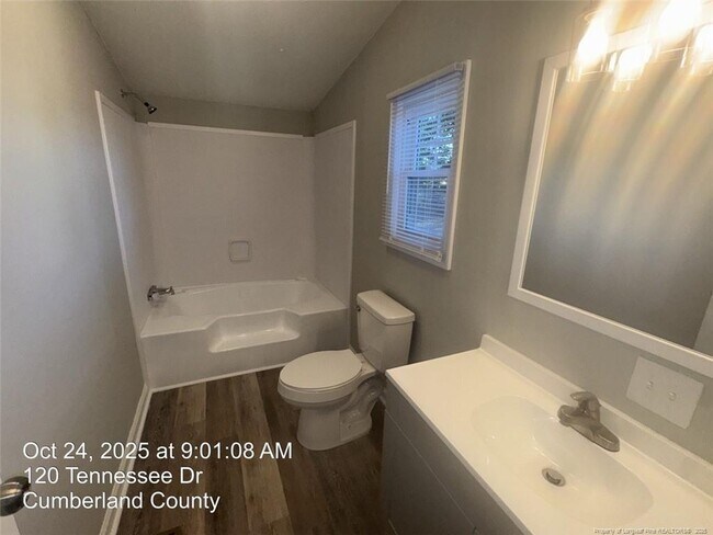 Building Photo - 120 Tennessee Dr