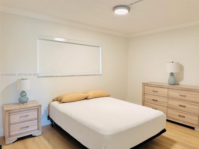 Building Photo - 8075 SW 107th Ave