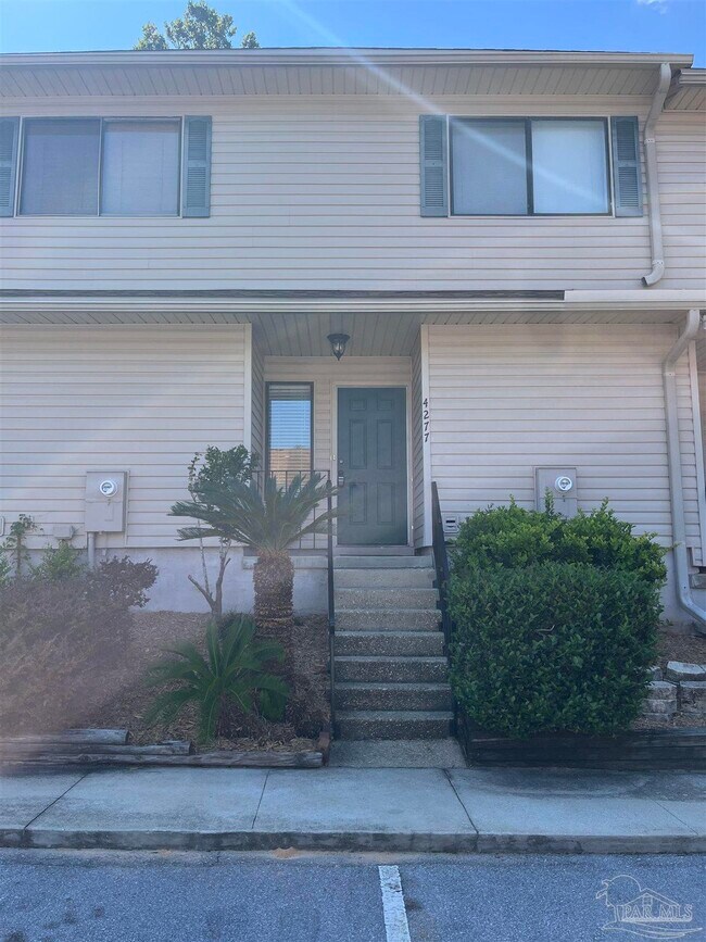 Primary Photo - 4277 Brookside Dr