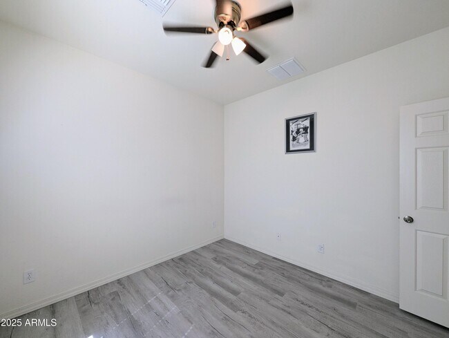 Building Photo - 2734 W Bowker St