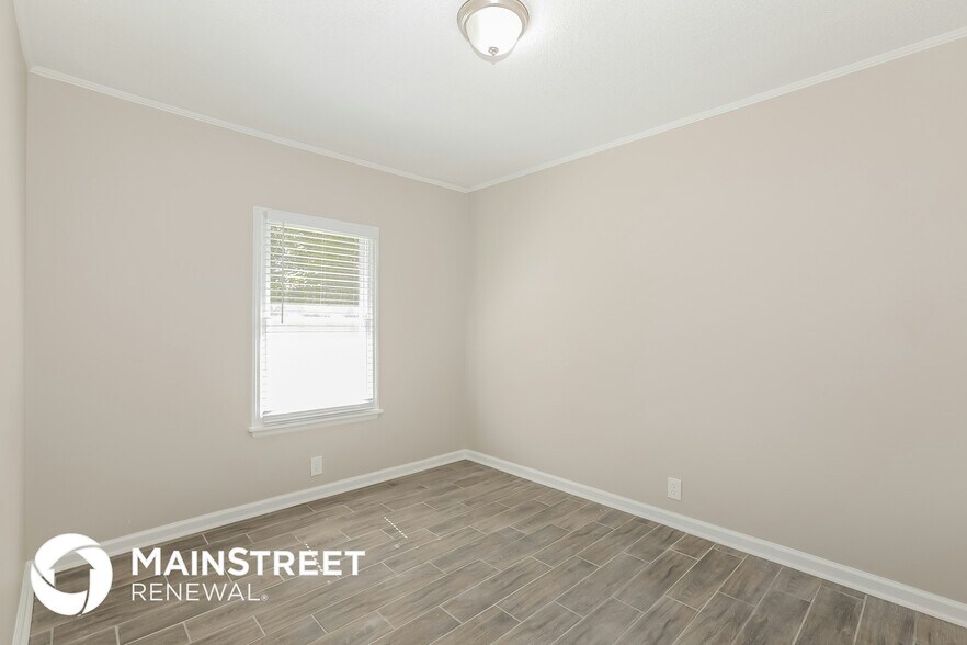 Building Photo - 712 Pembelton Ct