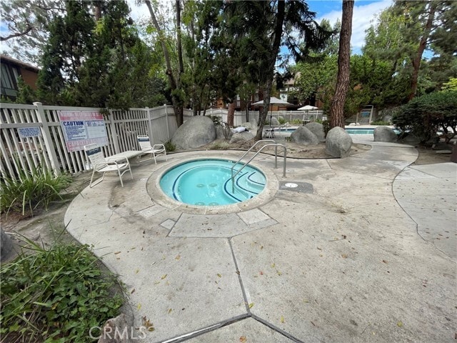 Building Photo - 14045 Bayside Dr