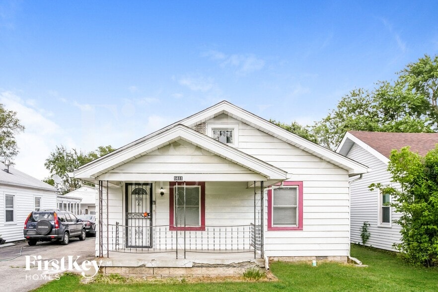 Primary Photo - 1411 Lindley Ave