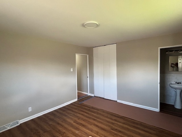 Building Photo - 15234 Millard Ave