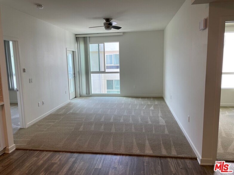 Living room - 12655 Bluff Creek Dr