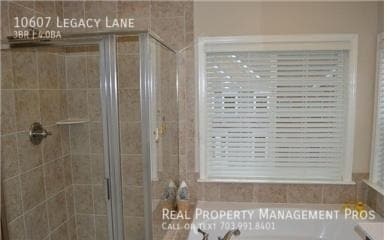 Building Photo - 10607 Legacy Ln