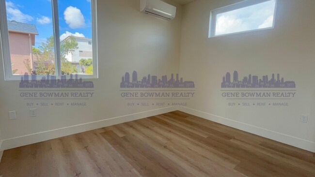 Building Photo - 6742-48 Waterman Ct