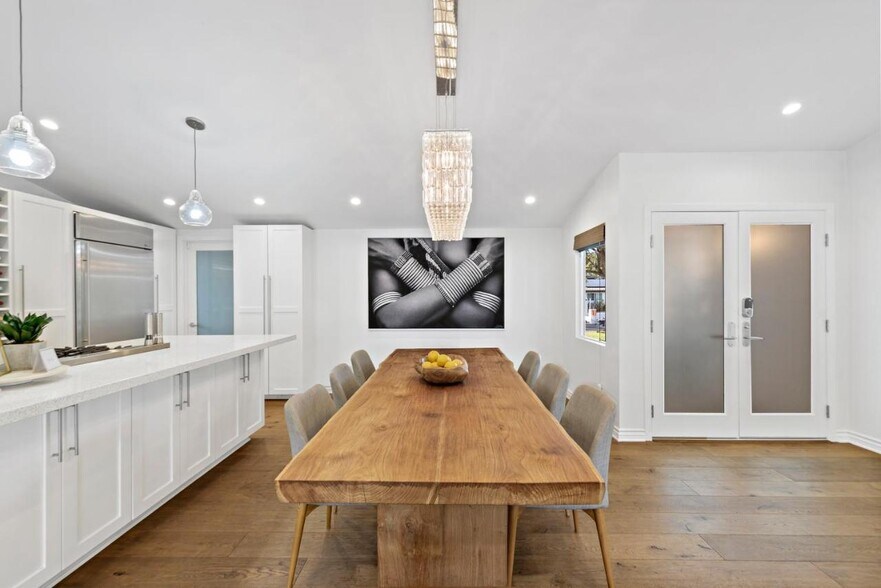 Building Photo - 5834 McDonie Ave