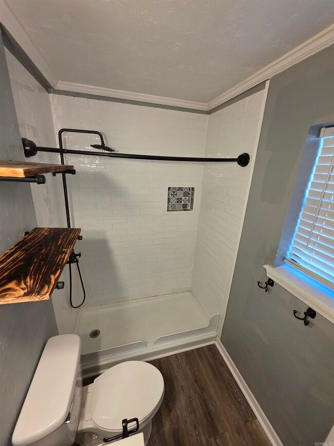 Building Photo - 74 Pond St