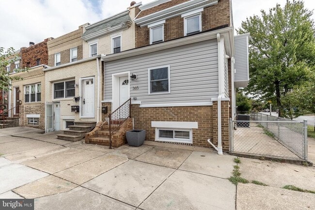 Building Photo - 365 Bonsal St