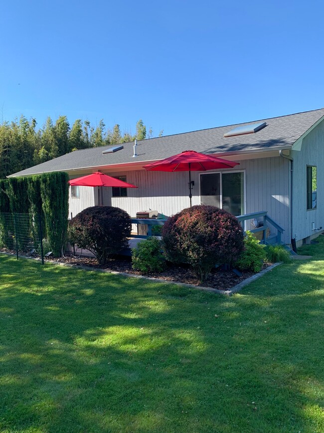 Building Photo - 24 Worthy Way