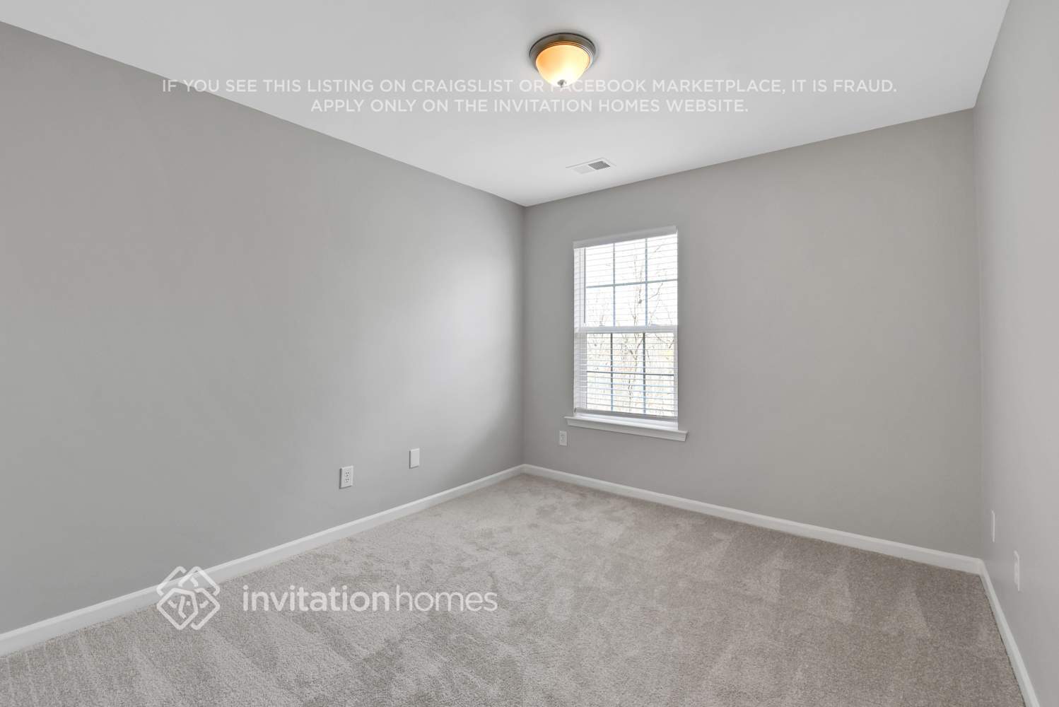 Building Photo - 8848 Challenger Dr