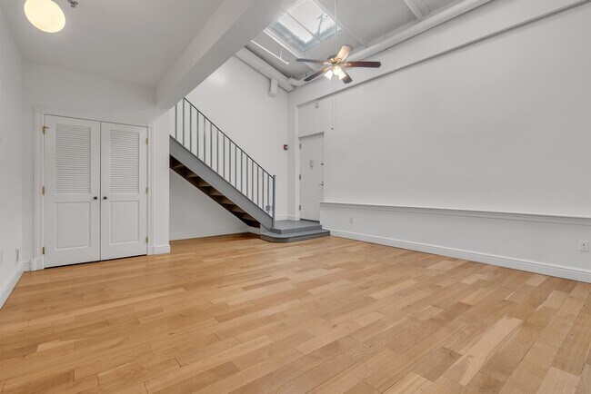 Building Photo - 300 Communipaw Ave