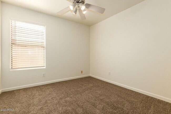 Building Photo - 6444 W Tonto Dr