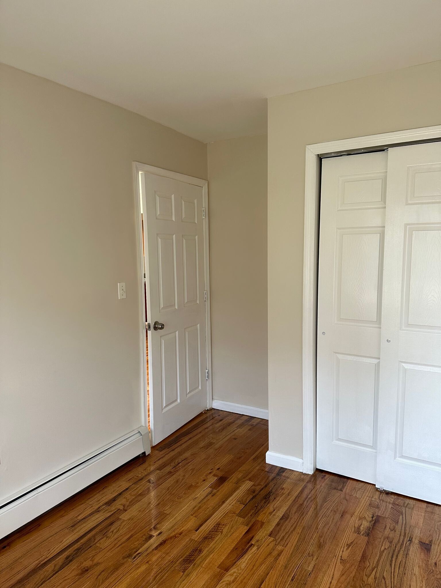 Building Photo - 2861 Grace Ave