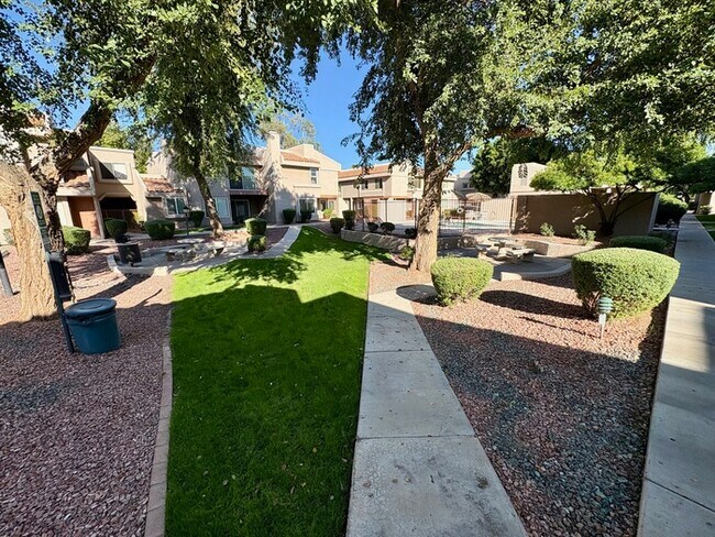 Building Photo - 2834 S Ext Rd