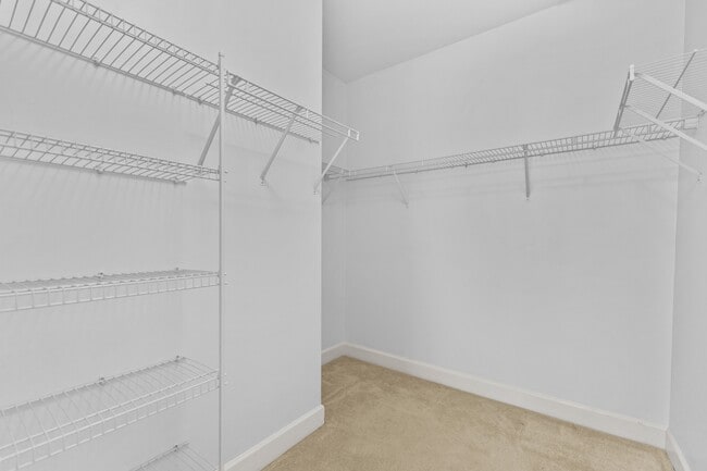 Building Photo - 8441 Callabee Way